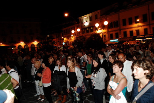 Sanremo: per la 'Notte Bianca' un successo senza precedenti nella Pigna