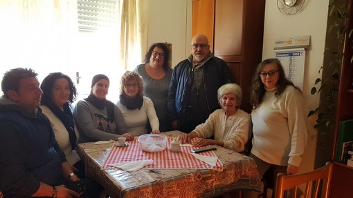 Dono di Natale per l’Associazione Italiana Genitori A.ge Ventimiglia & Provincia Dono di Natale per l’Associazione Italiana Genitori A.ge Ventimiglia & Provincia