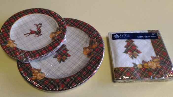 Con Carta 2.0 di Imperia il vostro Natale è creativo e gustoso tra cordinati per la tavola, oggettistica natalizia e l'immancabile pasta di zucchero Con Carta 2.0 di Imperia il vostro Natale è creativo e gustoso tra cordinati per la tavola, oggettistica natalizia e l'immancabile pasta di zucchero