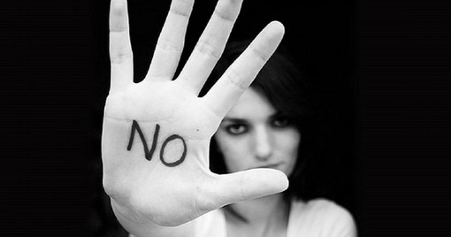 Aperte le iscrizioni per la giornata formativa online sulla Violenza di Genere: “Come riconoscerla?” Aperte le iscrizioni per la giornata formativa online sulla Violenza di Genere: “Come riconoscerla?”