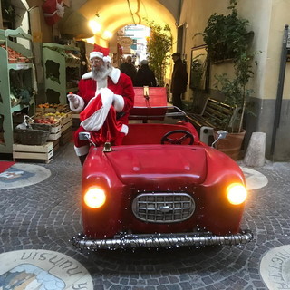 Magico Natale a Oneglia: domani, ultimo evento natalizio con On-Centro e il Circo di Babbo Natale Magico Natale a Oneglia: domani, ultimo evento natalizio con On-Centro e il Circo di Babbo Natale