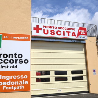 Sanremo: dopo la morte del padre al Pronto Soccorso, Alessia Gervasi ringrazia il Sindaco Biancheri: “Ho molto apprezzato il suo interessamento e la richiesta di una relazione” Sanremo: dopo la morte del padre al Pronto Soccorso, Alessia Gervasi ringrazia il Sindaco Biancheri: “Ho molto apprezzato il suo interessamento e la richiesta di una relazione”