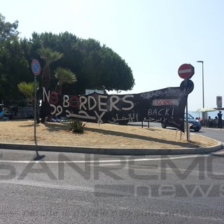 Ventimiglia: ancora i 'No Borders' sul presunto caso di violenza sessuale "Noi l'abbiamo accolta perchè era sola e disperata"