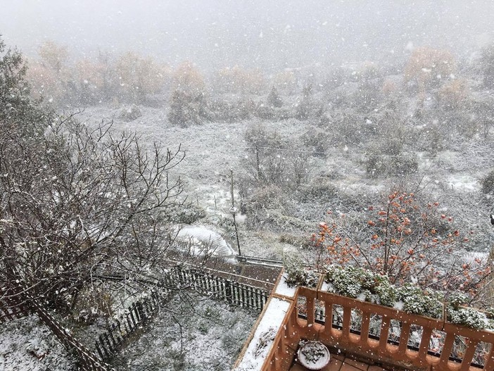 Domani 'allerta rossa' per neve in provincia di Imperia: ecco l'elenco dei comuni dove saranno chiuse le scuole
