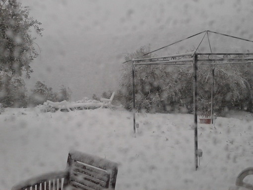 Pontedassio: la situazione della nevicata sulla strada che va verso i monti