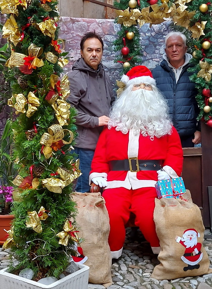 Ventimiglia: primo appuntamento nel Centro Storico con il ‘Cammino nella Storia del Natale’ Ventimiglia: primo appuntamento nel Centro Storico con il ‘Cammino nella Storia del Natale’
