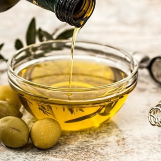 Ottimi risultati per gli oli extravergini imperiesi al concorso 2021 del MIOOA (Milan International Olive Oil Award) Ottimi risultati per gli oli extravergini imperiesi al concorso 2021 del MIOOA (Milan International Olive Oil Award)