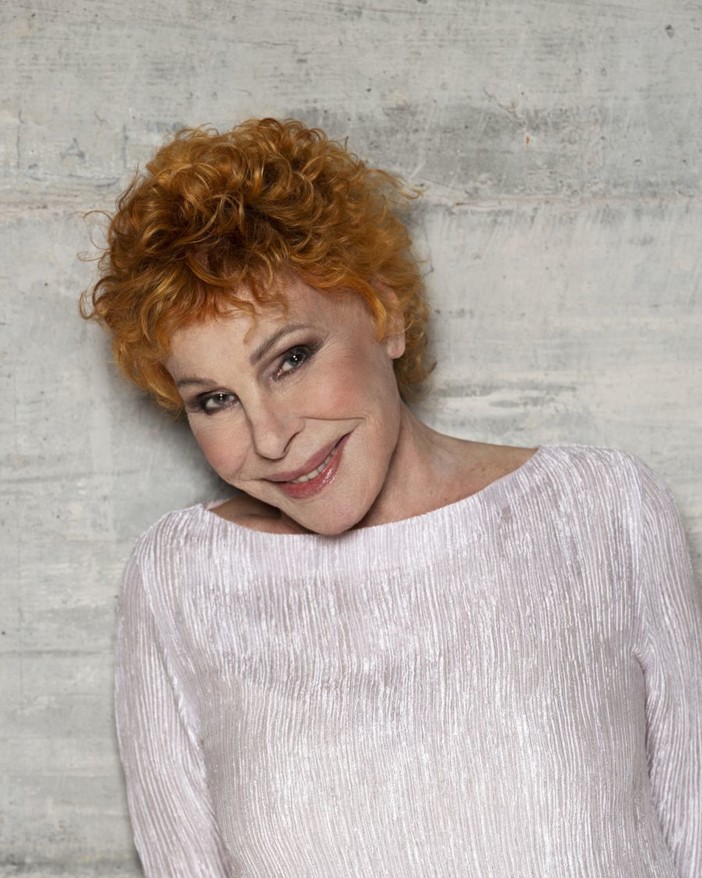 Sanremo: consegna del Premio Tenco Speciale ad Ornella Vanoni il 24 aprile al Teatro del Casinò Municipale