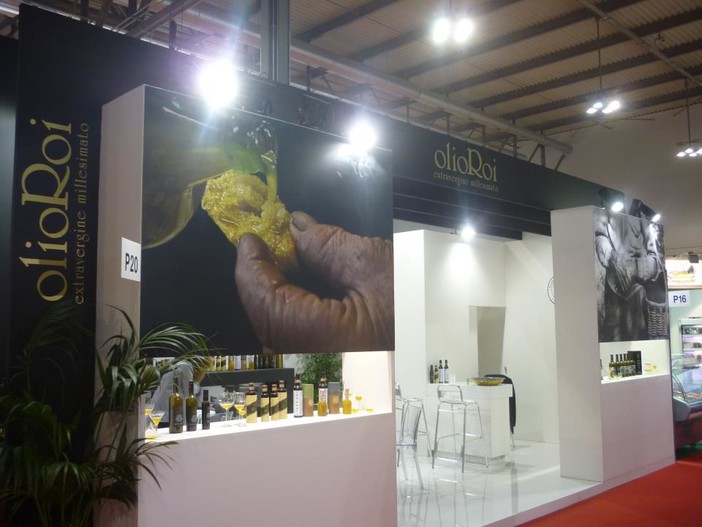 L’Olio Roi al Cibus di Parma, continua la promozione dei prodotti di Badalucco