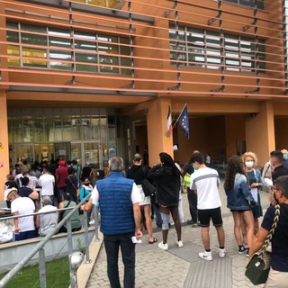 Da oggi al via le 'Open Night' per la prima dose di vaccino o anticipare il richiamo