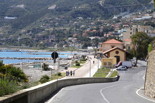 Ospedaletti, in arrivo un ispettore ambientale per i rifiuti? De Vai: "Ci stiamo ragionando" Ospedaletti, in arrivo un ispettore ambientale per i rifiuti? De Vai: "Ci stiamo ragionando"