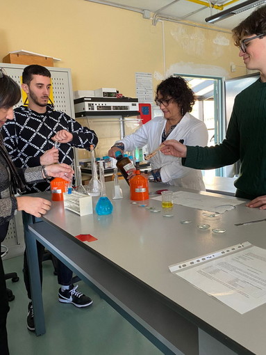 Bordighera: open day al plesso Montale dell’I.S.I.S.S. Fermi-Polo-Montale