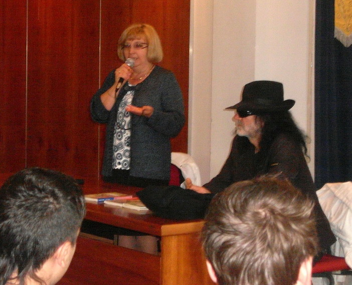 Incontro con gli autori allIstituto Comprensivo di Arma Incontro con gli autori allIstituto Comprensivo di Arma