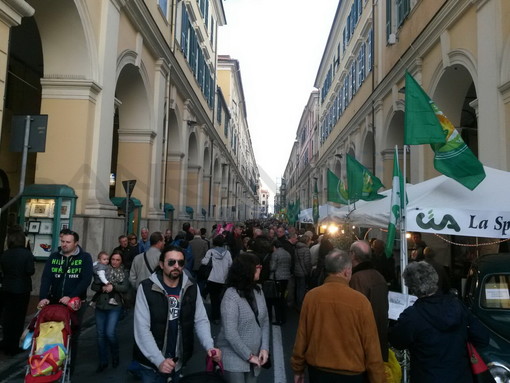 Agroalimentare: Regione Liguria partecipa a Olioliva, da domani a domenica ad Imperia. Presenti gli Assessori Scajola, Mai e Rixi