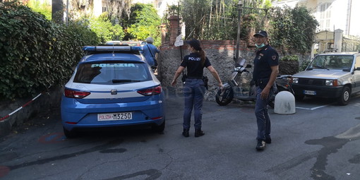 Sanremo: omicidio questa notte in Corso Garibaldi. Luciano Amoretti, 75 anni, è stato colpito alla testa con un vaso. Indaga la Polizia (Foto e video)
