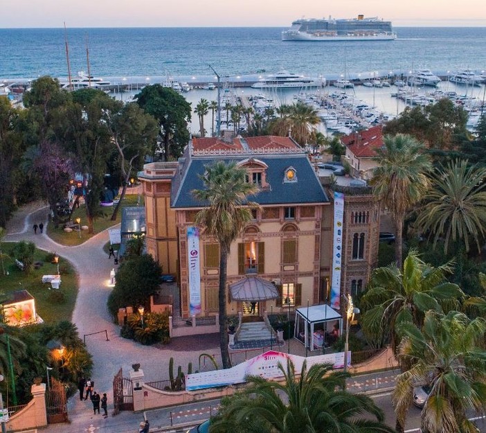 Al Sanremo Extrafestival domani ospiti Brunori Sas, Rkomi, Giorgia, Gaia, Irama, Noemi e molti altri