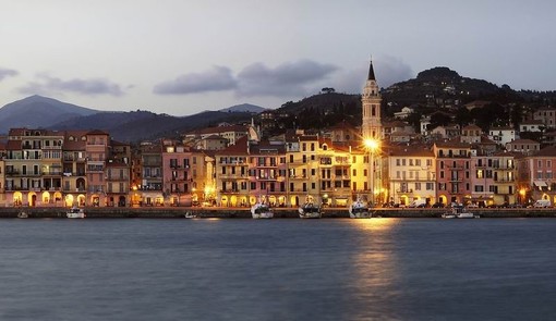Imperia: da domani fino a domenica uno spettacolo di moto e auto acrobatiche