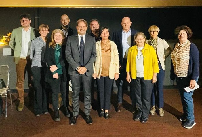 Orientamenti, focus sulla floricoltura di Sanremo. Scajola "Eccellenza nel mondo con possibilità di lavoro per i giovani" Orientamenti, focus sulla floricoltura di Sanremo. Scajola "Eccellenza nel mondo con possibilità di lavoro per i giovani"