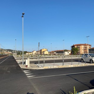 Nuovi posti auto in corso Genova a Ventimiglia, Scullino: "Opera pubblica voluta e iniziata dalla nostra amministrazione" (Foto) Nuovi posti auto in corso Genova a Ventimiglia, Scullino: "Opera pubblica voluta e iniziata dalla nostra amministrazione" (Foto)