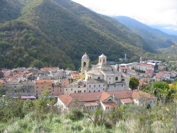 XVIII Memorial Nicola Ferrari: a Pieve di Teco una serata tra paella, musica e solidarietà con la Onlus "La forza di un sorriso" XVIII Memorial Nicola Ferrari: a Pieve di Teco una serata tra paella, musica e solidarietà con la Onlus "La forza di un sorriso"
