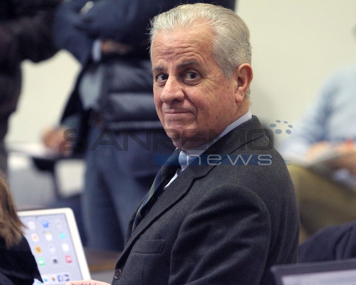 Processo Breakfast: Scajola si rivolse ad un funzionario di Carige per aiutare i coniugi Matacena, cresce l'attesa per la testimonianza di Berlusconi