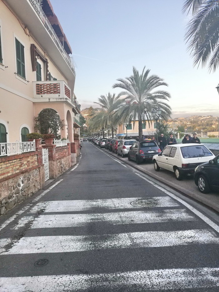Sanremo: pista ciclabile trasformata in parcheggio, la replica di Giorgio a Riccardo Sanremo: pista ciclabile trasformata in parcheggio, la replica di Giorgio a Riccardo