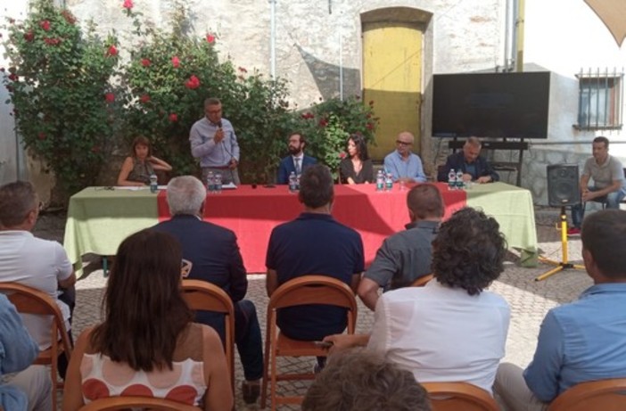 Turismo e sport outdoor, a Montaldo di Mondovì illustrato il progetto "Le antiche vie monregalesi" (Video) Turismo e sport outdoor, a Montaldo di Mondovì illustrato il progetto "Le antiche vie monregalesi" (Video)