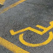 Pompeiana, la richiesta di un cittadino: "Parcheggio per disabili in piazza Dante", Lanteri: "Difficile realizzarlo lì, mercoledì si decide"