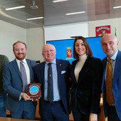 Ventimiglia firma protocollo d’intesa con l'Osservatorio nazionale per la tutela del mare (Foto e video) Ventimiglia firma protocollo d’intesa con l'Osservatorio nazionale per la tutela del mare (Foto e video)