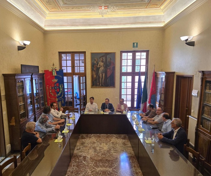 Visita del prefetto Giaccari a Camporosso, la minoranza: "Esprimiamo rammarico per non essere stati informati" Visita del prefetto Giaccari a Camporosso, la minoranza: "Esprimiamo rammarico per non essere stati informati"