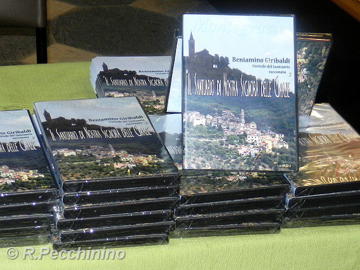 Tanti imperiesi alla presentazione del primo DVD che racconta la storia e gli affreschi del Santuario di Montegrazie Tanti imperiesi alla presentazione del primo DVD che racconta la storia e gli affreschi del Santuario di Montegrazie