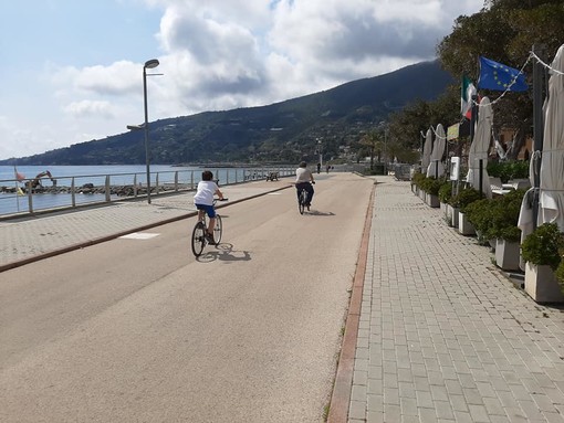 Emergenza Coronavirus: ad Ospedaletti riaprono cimitero, pista ciclabile e spiagge Emergenza Coronavirus: ad Ospedaletti riaprono cimitero, pista ciclabile e spiagge