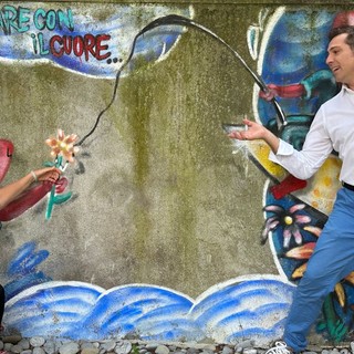 Ventimiglia: grande successo per lo spettacolo Vincenzo Bocciarelli tra pittura, teatro e poesia