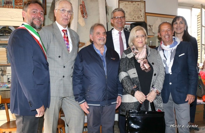 Bordighera: cerimonia di San'Ampelio e consegna del Parmurelu d''Oro a Marcus Bicknell, le foto e il video di Eugenio Conte
