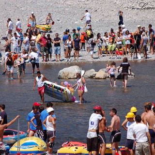Ventimiglia: le immagini di un lettore dei preparativi del 'Raid dei Canotti 2011' Ventimiglia: le immagini di un lettore dei preparativi del 'Raid dei Canotti 2011'