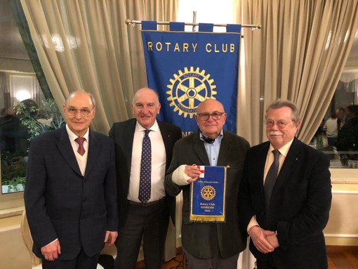 Lo studioso di fama internazionale professot Marcello Corradini ospite del Rotary Club Sanremo Lo studioso di fama internazionale professot Marcello Corradini ospite del Rotary Club Sanremo