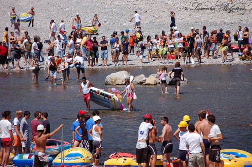 Ventimiglia: le immagini di un lettore dei preparativi del 'Raid dei Canotti 2011' Ventimiglia: le immagini di un lettore dei preparativi del 'Raid dei Canotti 2011'