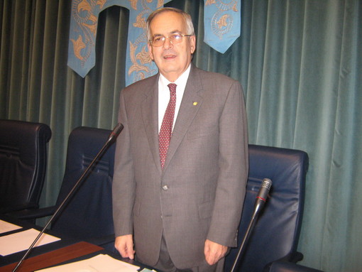 Inchiesta sul porto di Imperia: era stato anche chiesto l'arresto di Paolo Calzia, negato poi dal Gip Inchiesta sul porto di Imperia: era stato anche chiesto l'arresto di Paolo Calzia, negato poi dal Gip