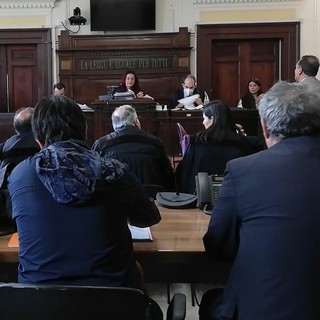 Breakfast, salta la prima udienza dell'Appello: la Corte rinvia a dicembre il processo ma per Scajola il reato è già prescritto (foto) Breakfast, salta la prima udienza dell'Appello: la Corte rinvia a dicembre il processo ma per Scajola il reato è già prescritto (foto)