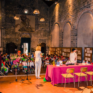 Cervo: grande partecipazione alla presentazione dei finalisti del "Premio Strega Ragazze e Ragazzi" Cervo: grande partecipazione alla presentazione dei finalisti del "Premio Strega Ragazze e Ragazzi"