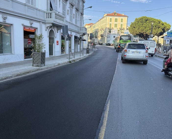 Sanremo: continuano i lavori di recupero dell’ex stazione ferroviaria in piazza Cesare Battisti Sanremo: continuano i lavori di recupero dell’ex stazione ferroviaria in piazza Cesare Battisti