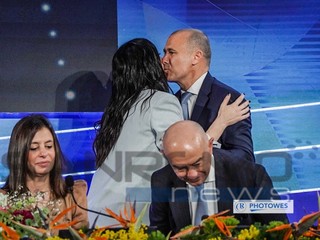 Laura Pausini, foto Duilio Rizzo