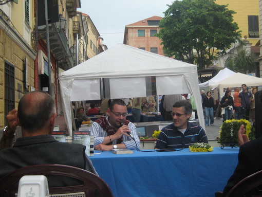 Successo ieri per Valerio Varesi ospite di ConversAzioni