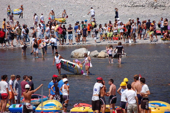 Ventimiglia: le immagini di un lettore dei preparativi del 'Raid dei Canotti 2011' Ventimiglia: le immagini di un lettore dei preparativi del 'Raid dei Canotti 2011'