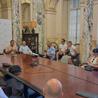 Sanremo, sicurezza e movida: confronto a Palazzo Bellevue con gli esercenti di piazza Bresca in vista dell'estate