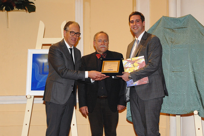 Sanremo: tre dipinti prestigiosi per tre aziende ambasciatrici da oltre cent'anni del Made in Italy Sanremo: tre dipinti prestigiosi per tre aziende ambasciatrici da oltre cent'anni del Made in Italy