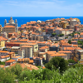 Imperia, nasce l’Angolo dell’Avventura: prima serata tra viaggi, racconti e apericena alla “Scialuppa”