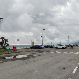 Bordighera, manutenzione ordinaria al depuratore: scatta il divieto di sosta su piazzale Mediterraneo
