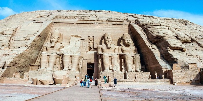 Egitto: alla scoperta di un paese dagli imponenti siti archeologici e dagli scenari spettacolari della natura Egitto: alla scoperta di un paese dagli imponenti siti archeologici e dagli scenari spettacolari della natura