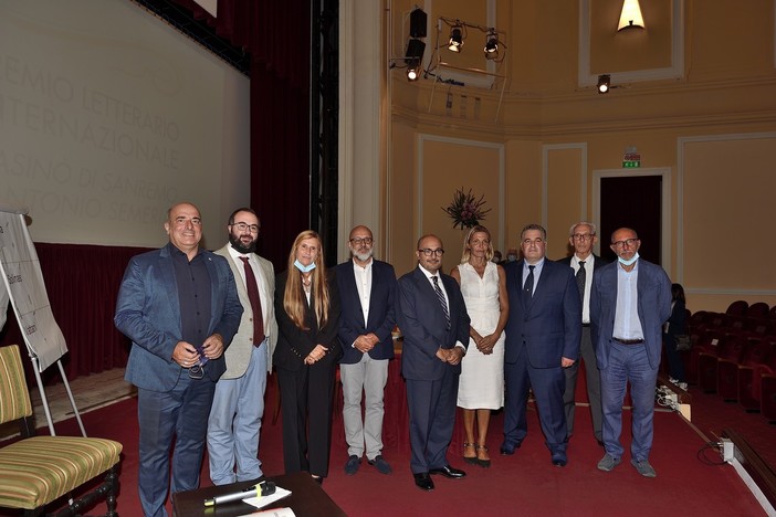 Domani al Casinò di Sanremo la cerimonia per il premio letterario “Antonio Semeria” sezione 'inediti' Domani al Casinò di Sanremo la cerimonia per il premio letterario “Antonio Semeria” sezione 'inediti'